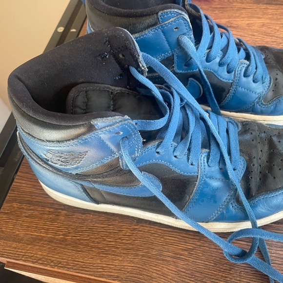 Jordan’s size 8 - Picture 2 of 2